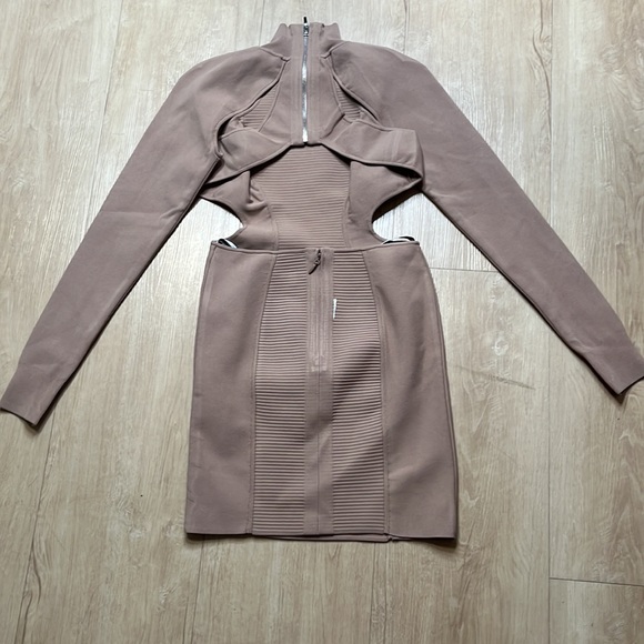 NEW! Herve Leger cutout long Dress, SIZE SMALL 0821 - Picture 5 of 8